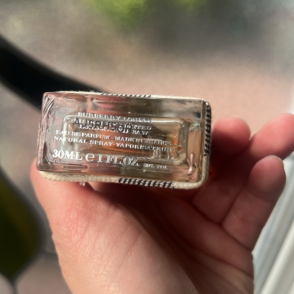 Burberry London Eau de Parfum 30ml (1/3 missing) - Picture 4 of 5